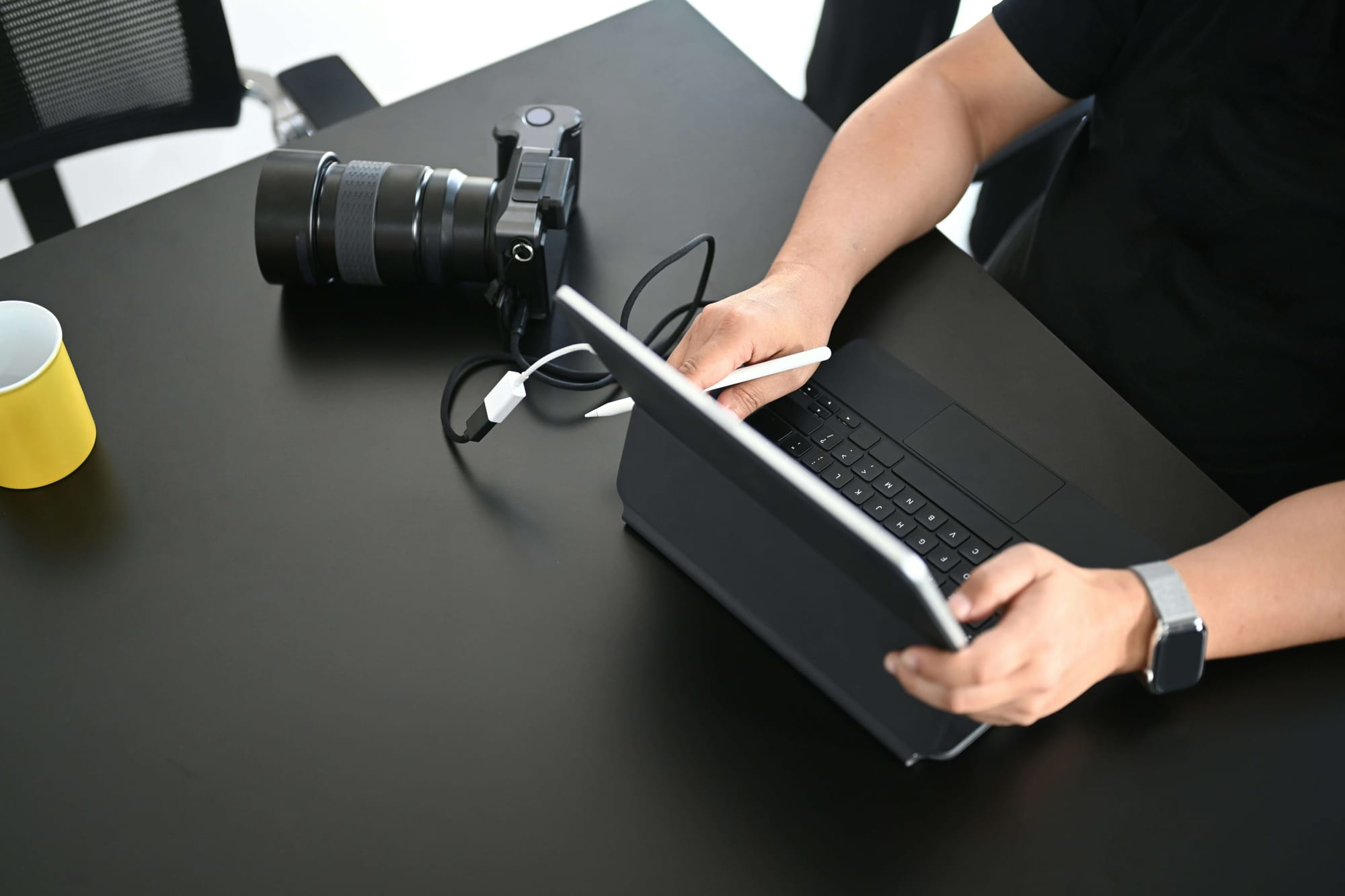 Camera hook up to laptop